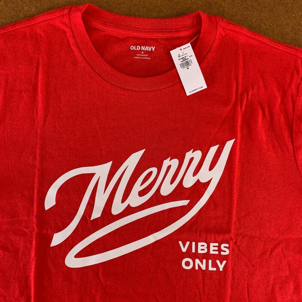 Old Navy Mens Medium Red Soft Wash Merry Vibes Only Holiday Graphic T-Shirt NWT - Picture 2 of 12
